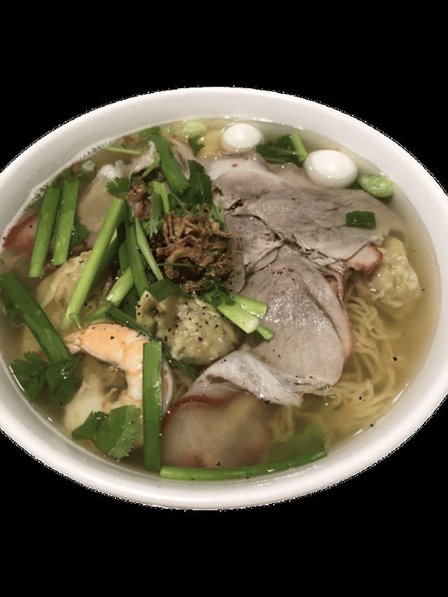 35. Pork, Shrimp, Scallops, Crab, Fish Meatballs, Squid & Quail Eggs Noodle Soup (Hu Tieu Tuoi DB).